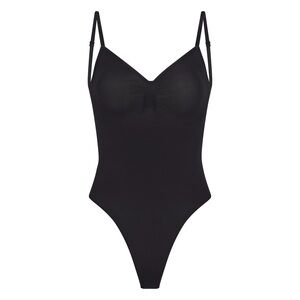 SKIMS SEAMLESS SCULPT LOW BACK THONG BODYSUIT - ONYX